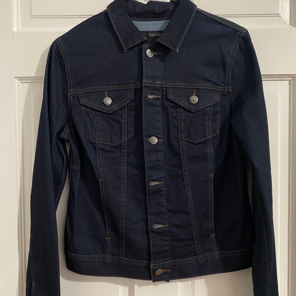 CALVIN KLEIN - DARK WASH DENIM JACKET size Small